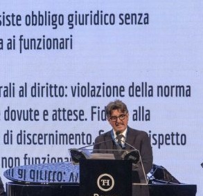 Andrea Farina